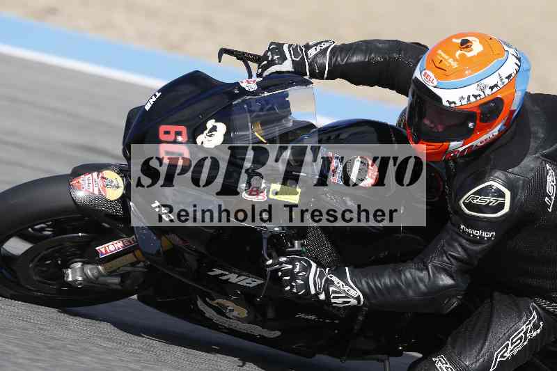 /01 24.-27.01.2025 Moto Center Thun Jerez/schwarz-black/60